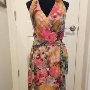 Madison Leigh. Floral. Sleeveless. Lined, Maxi Dress Size 14